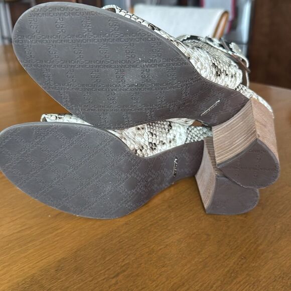 NEW Vionic “Blakely” peep-toe heels - Picture 6 of 6